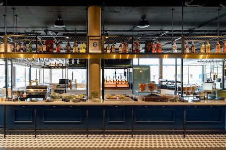 Daily buffet breakfast (EUR 18 per person)