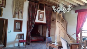 Unclassified image, 2 of 30, button - Chambres d'hôtes - Chateau de Chemery (Chemery)