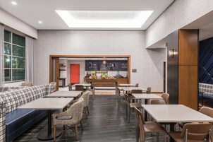 Desayuno buffet incluido todos los días 