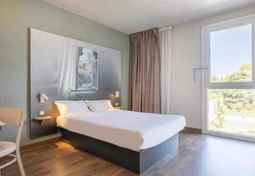 B&B HOTEL Aix en Provence Venelles