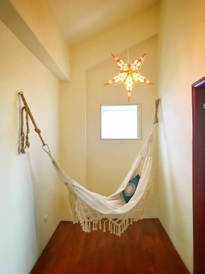 Standard Quadruple Room, Bathtub | Desk, free WiFi, bed sheets