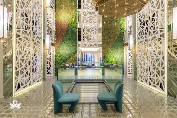 Reception - Selah Pods Hotel Manila (Pasay)