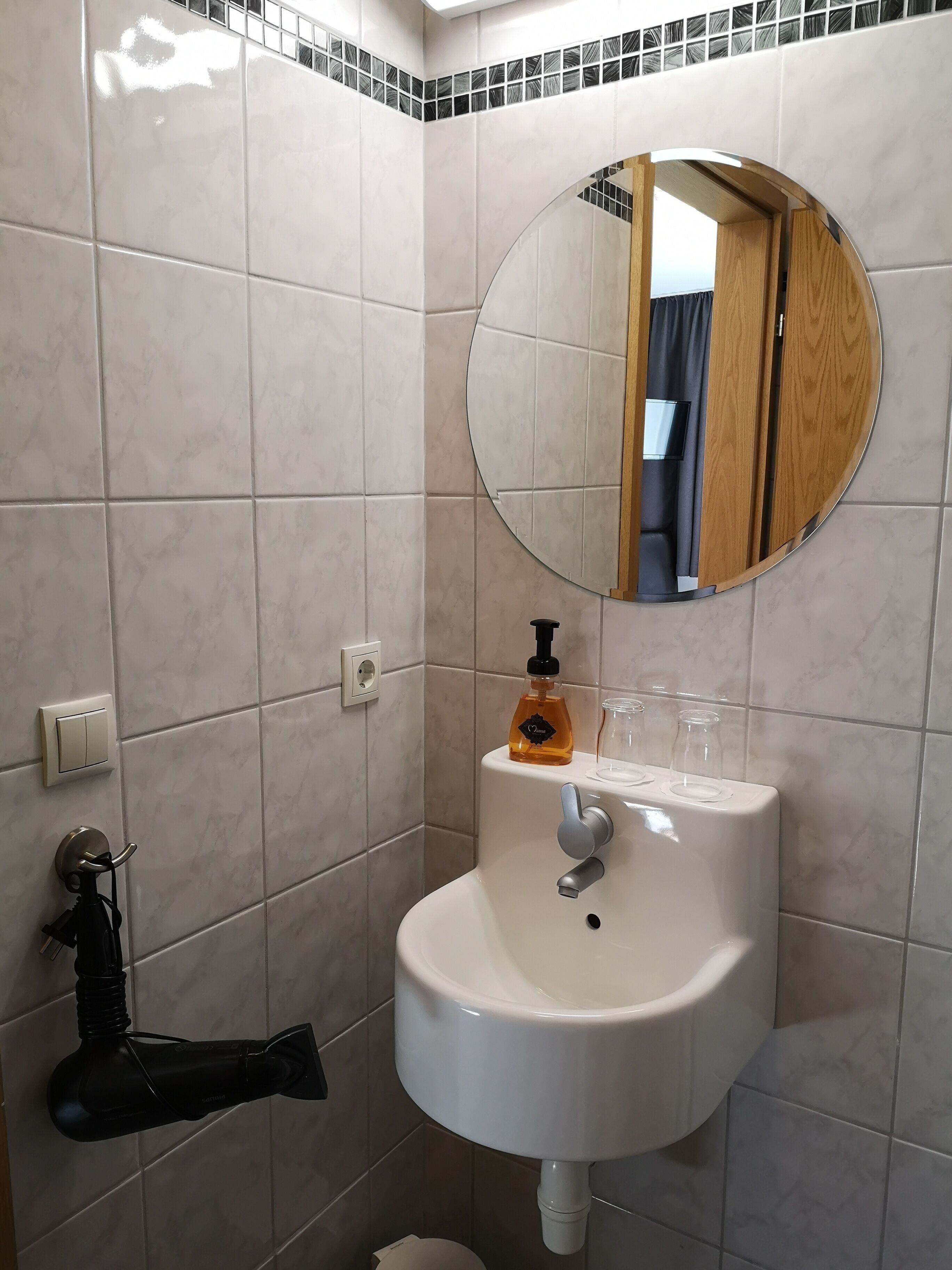 standard double or twin room, private bathroom | bathroom sink