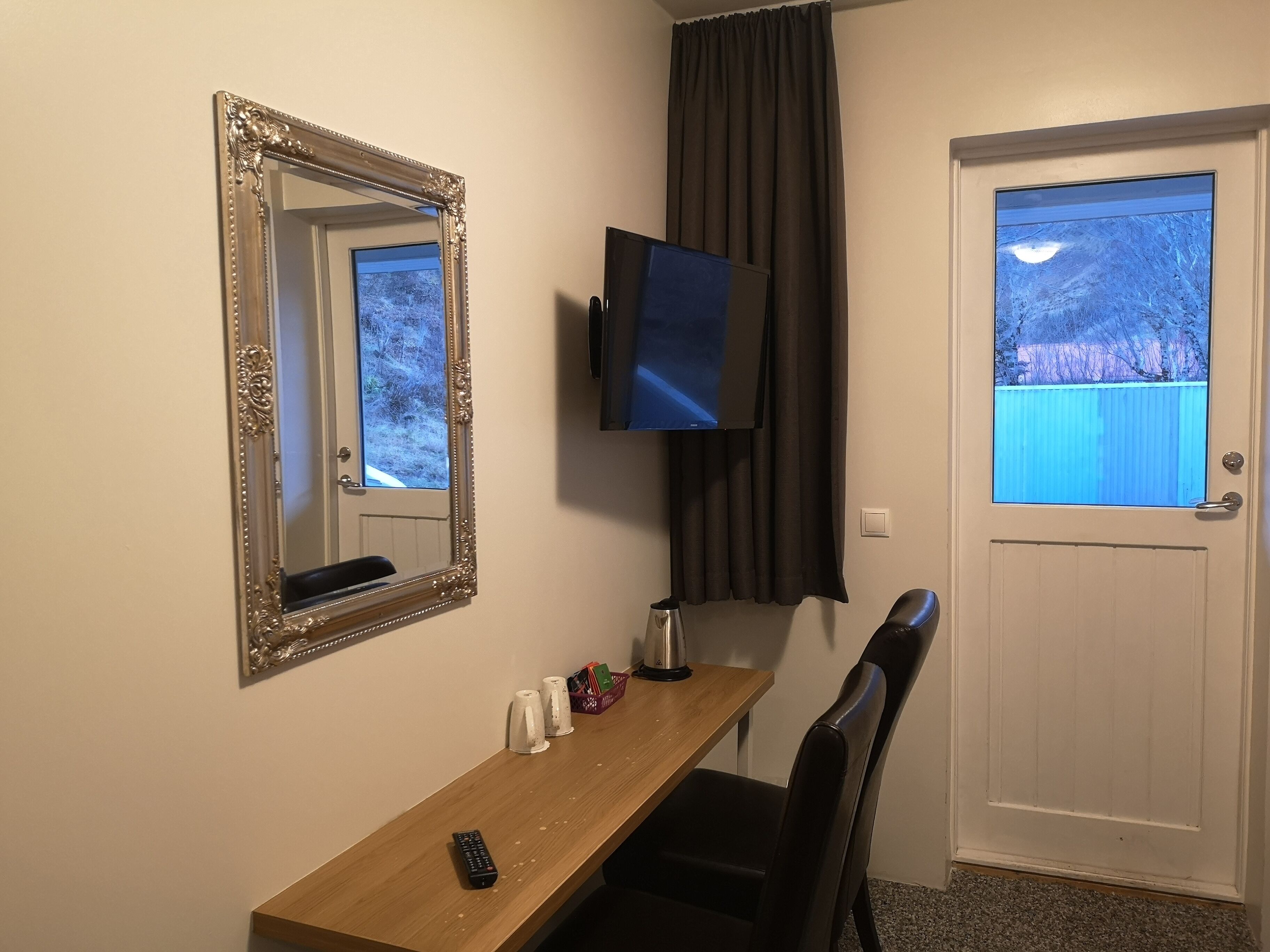 comfort double or twin room, private bathroom, ground floor | desk, blackout curtains, free cots/infant beds, free wifi