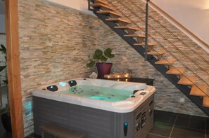 浪漫雙人房 | 按摩浴缸