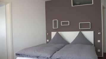 Familienzimmer | Minibar, Schreibtisch, Verdunkelungsvorhänge, Bügeleisen/Bügelbrett
