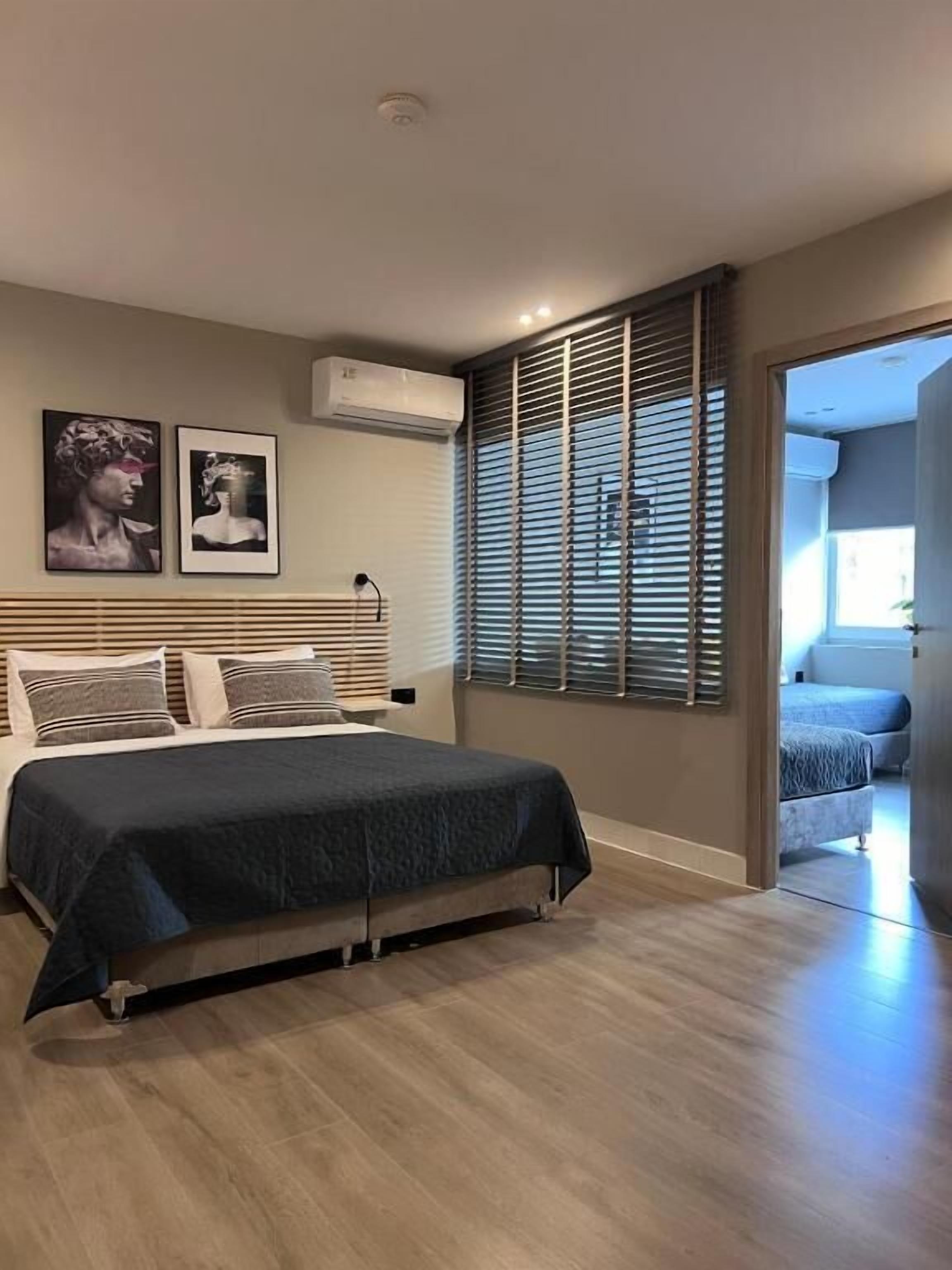 Habitación cuádruple familiar | Sábanas de algodón egipcio y ropa de cama de alta calidad