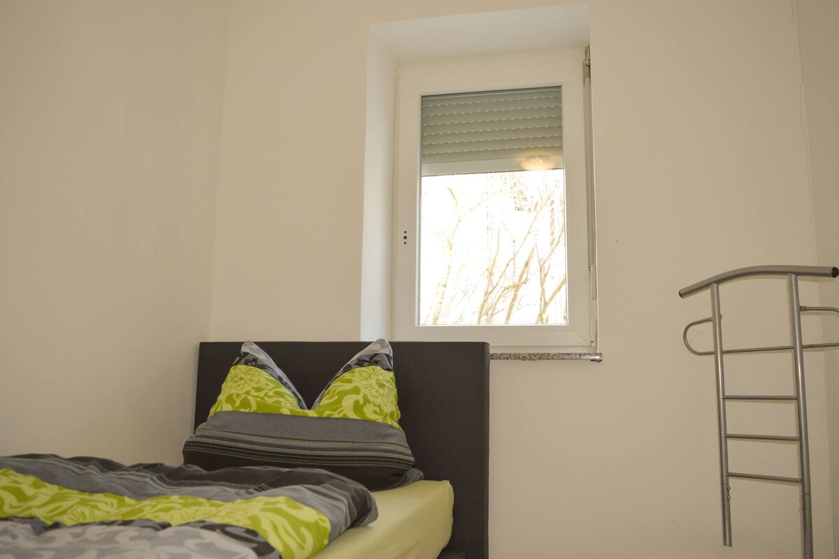 Rollaway beds, free WiFi, bed sheets