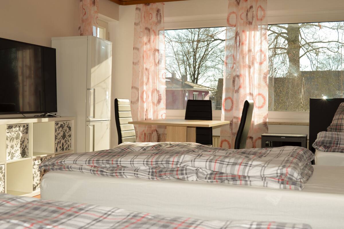Comfort Room, 2 Bedrooms, Garden View, Garden Area | Rollaway beds (surcharge), WiFi (free), bed sheets