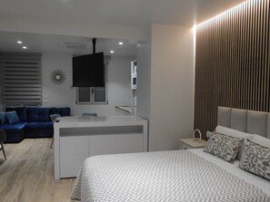 Studio, Private Bathroom