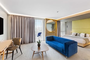 In-room safe, desk, soundproofing, free WiFi