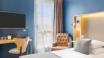 Standard Room, 1 Twin Bed, Non Smoking | In-room safe, desk, soundproofing, WiFi (free)