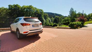 Parkir mandiri gratis