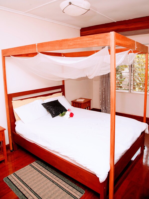 Premium Apartment, 2 Double Beds, Non Smoking, Garden View