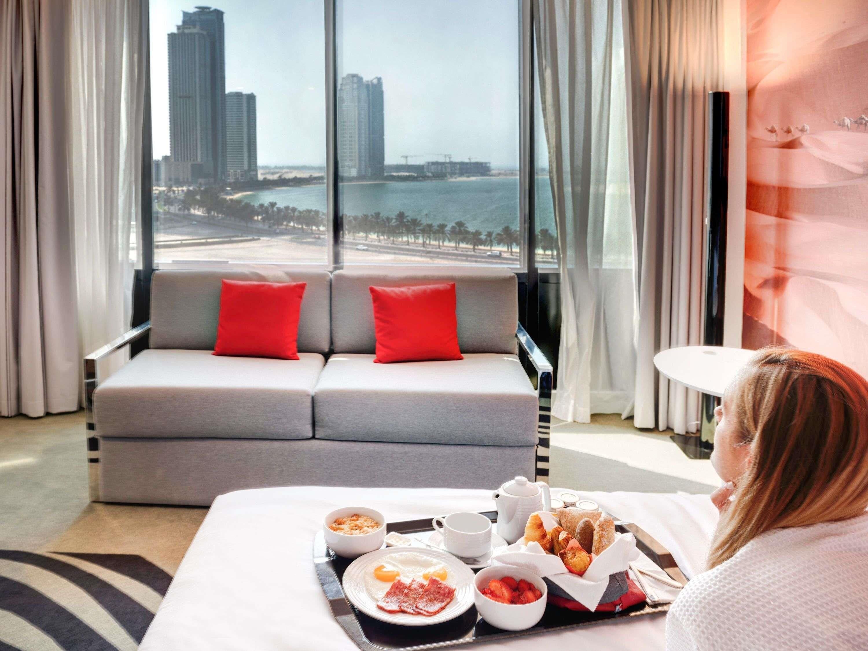 Hypo-allergenic bedding, down duvets, Select Comfort beds, minibar