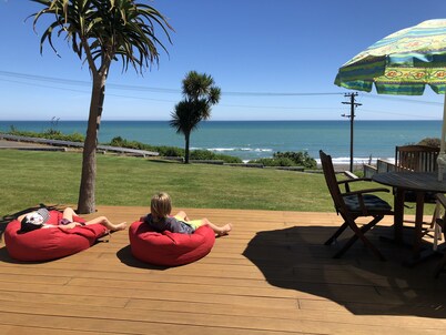 Kai Iwi Beach House. Close to a fantastic west coast beach. Amazing views.