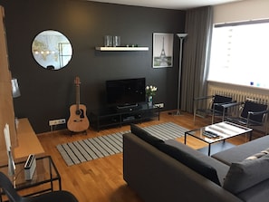 TV connectée, Netflix, livres, services de streaming