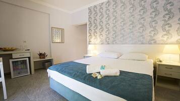 Grand Suite | In-room safe, free WiFi, bed sheets