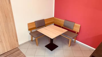 Kühlschrank, Wasserkocher