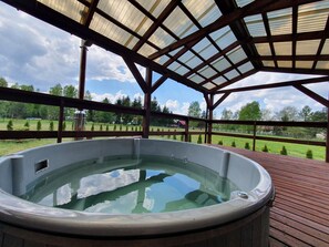 Cottage | Jetted tub - Villa Nad Kalwa (Pasym)