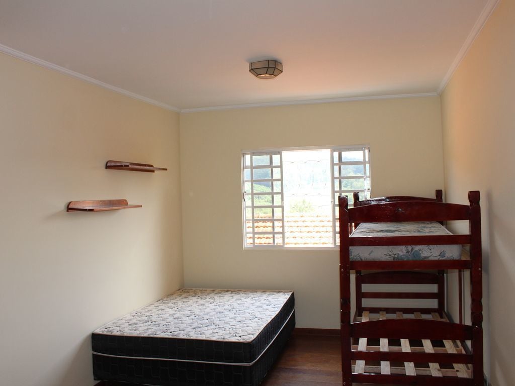 Casa família, várias camas, para não fumantes | 5 quartos, Wi-Fi de cortesia