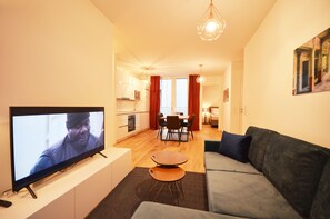Premium Apartment | Living area - Premium Residence near Parliament (Vienna)
