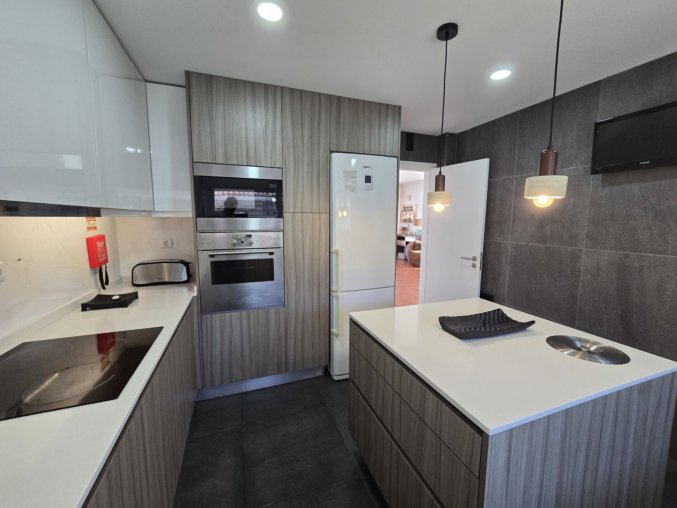 Photo - Sesimbra Stylish Villa by Homing