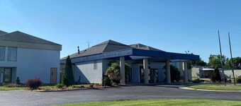 AmericInn by Wyndham Fort Atkinson