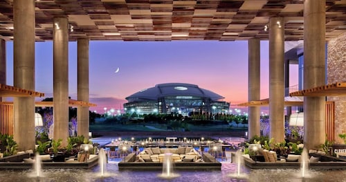 Live by Loews, Arlington, TX