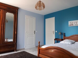 Individuell dekoriert, individuell eingerichtet, Verdunkelungsvorhänge