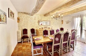 Dining - Quiet Provencal villa with heated pool - 6 bdrms (Le Rouret)