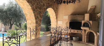 Provencalsk villa nær Nice og Cannes for 12 personer