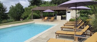 Residence in the heart of Perigord with heated pool