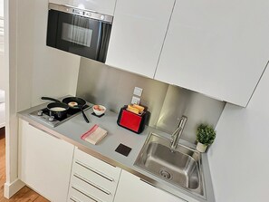 Fridge, microwave, coffee/tea maker, toaster - Beautiful south-facing studio cabin, renovated, near slopes, 4 ppl (Tignes)