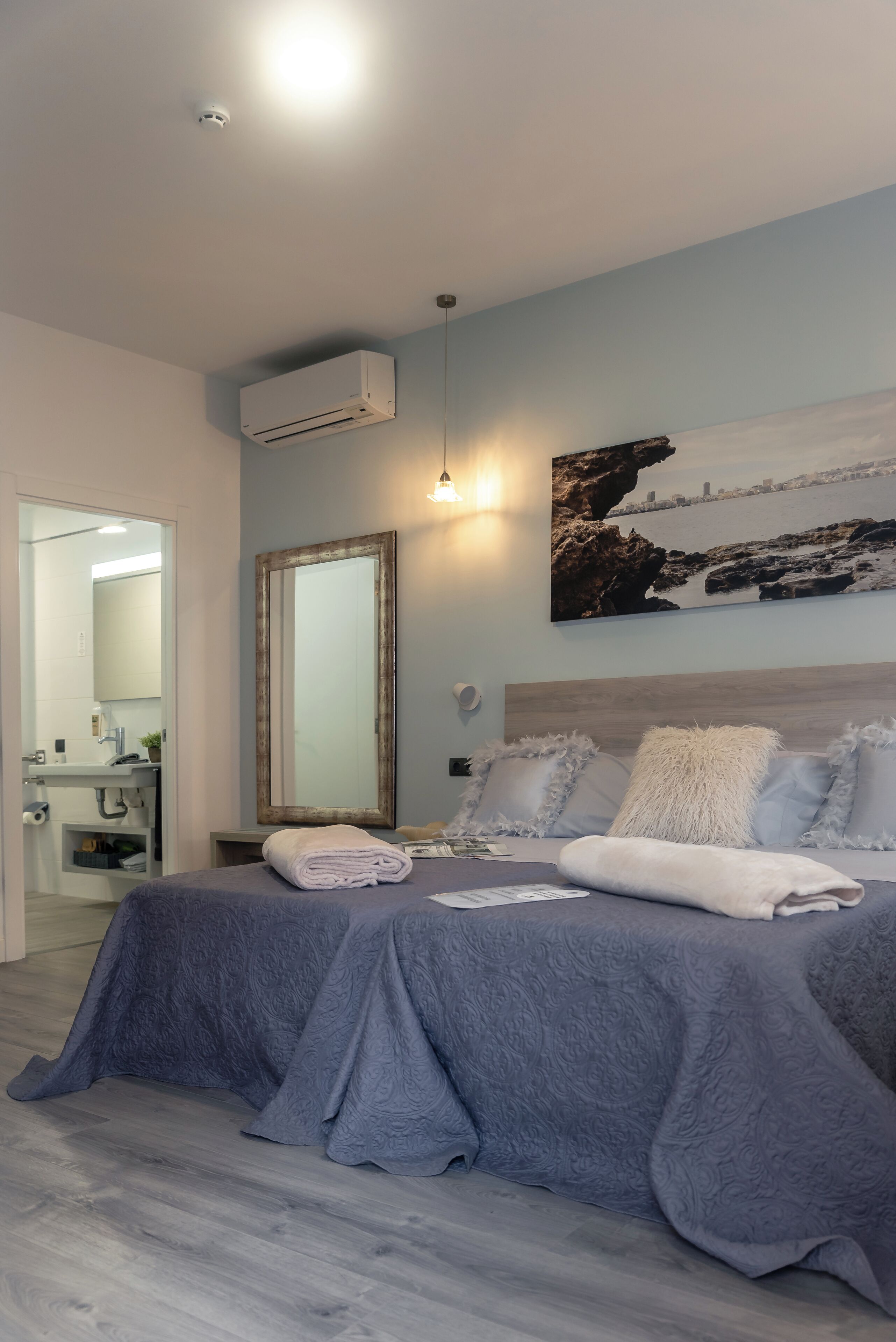 double room, accessible | premium bedding, memory-foam beds, in-room safe, soundproofing