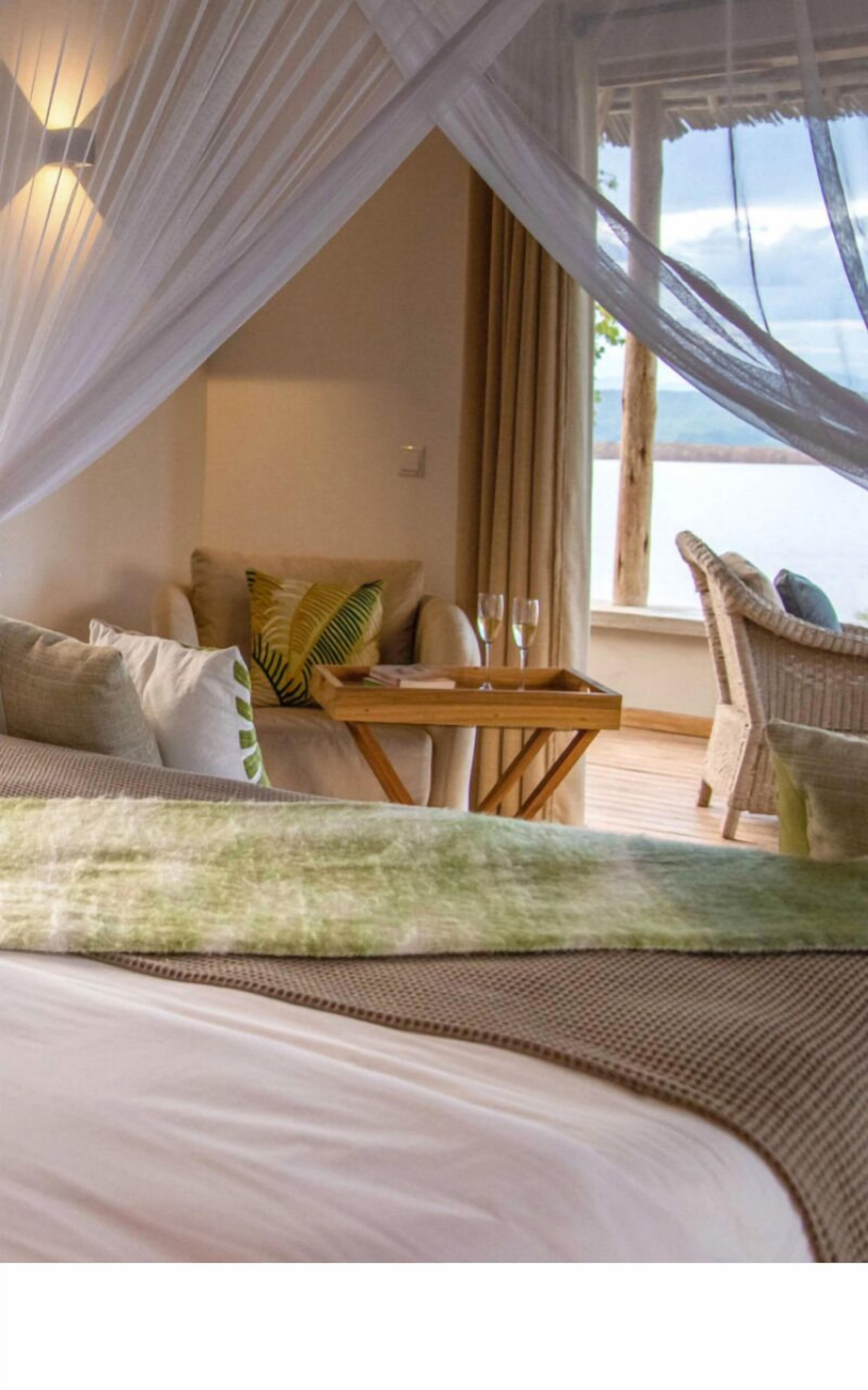 10 bedrooms, in-room safe, iron/ironing board, WiFi