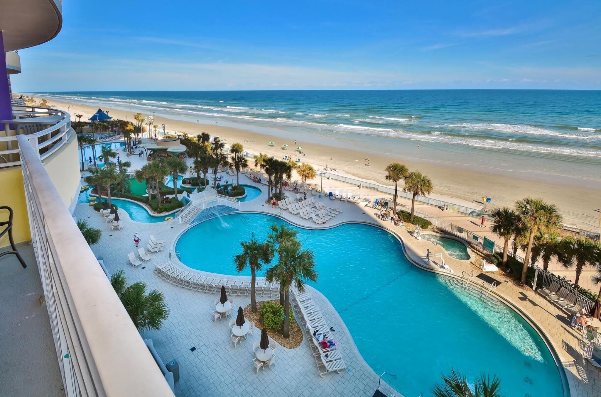 2 indoor pools, 2 outdoor pools