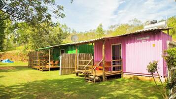 Estúdio superior | Roupas de cama premium, frigobar, cortinas blackout