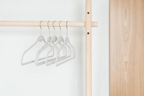 Family Room | Blackout drapes, WiFi (free), bed sheets