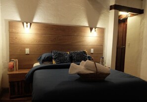Habitación doble Confort, vista a la montaña | 1 habitación, decoración personalizada y muebles diferentes 
