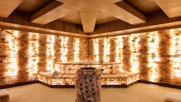 Couples treatment rooms, sauna, hot tub, steam room, hot springs