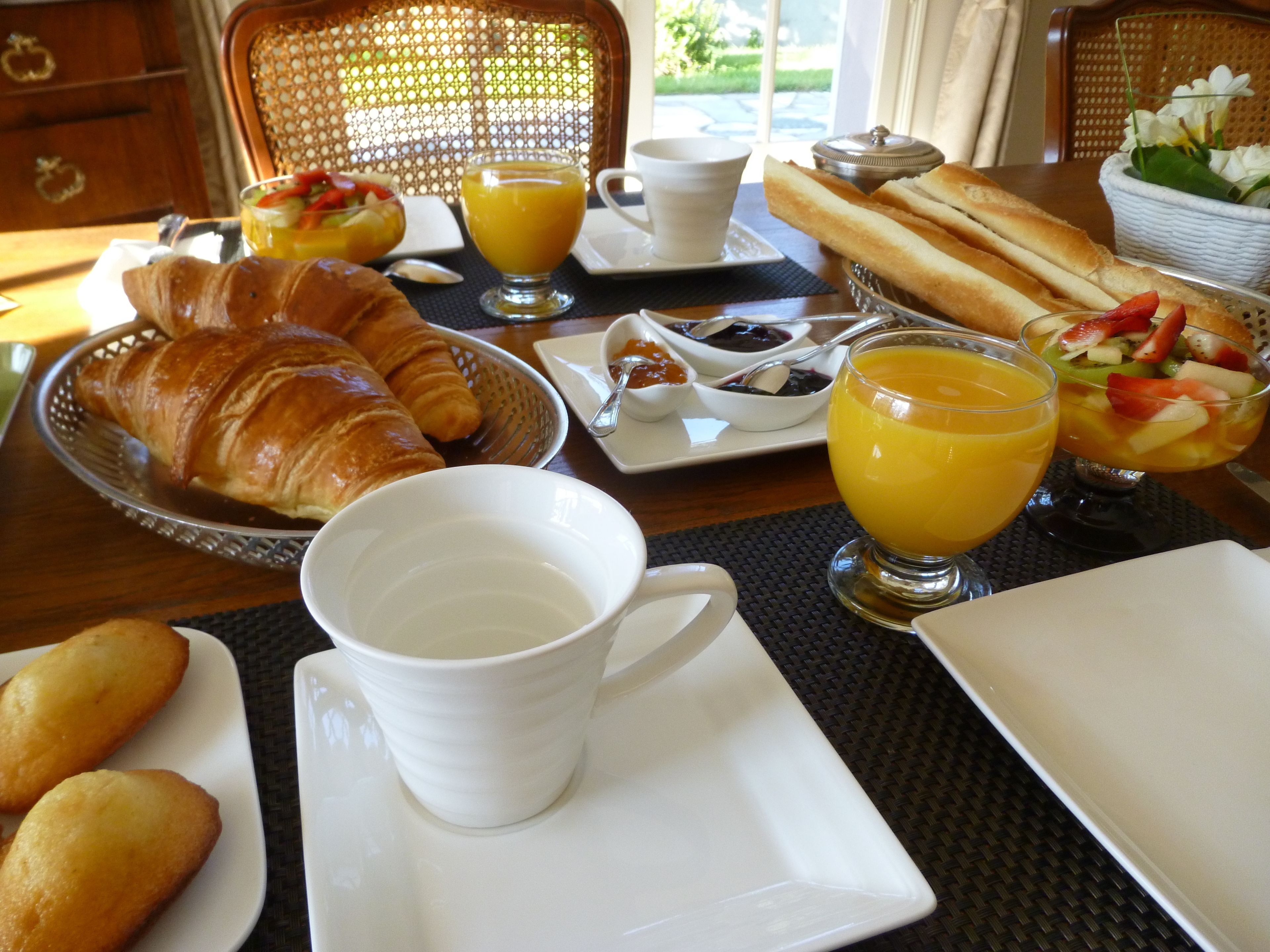Desayuno continental incluido todos los días 