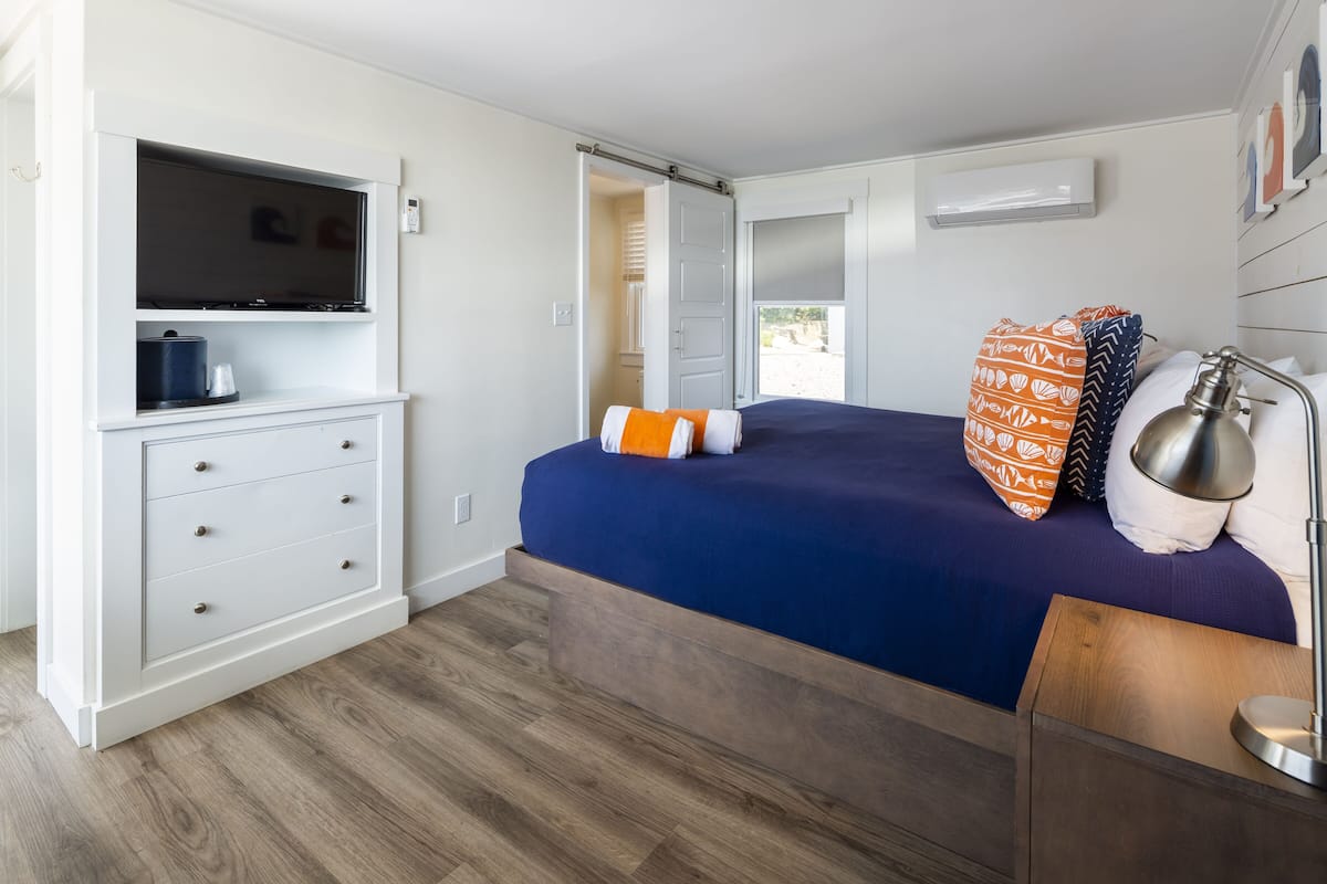In-room safe, blackout curtains, iron/ironing board (on request)