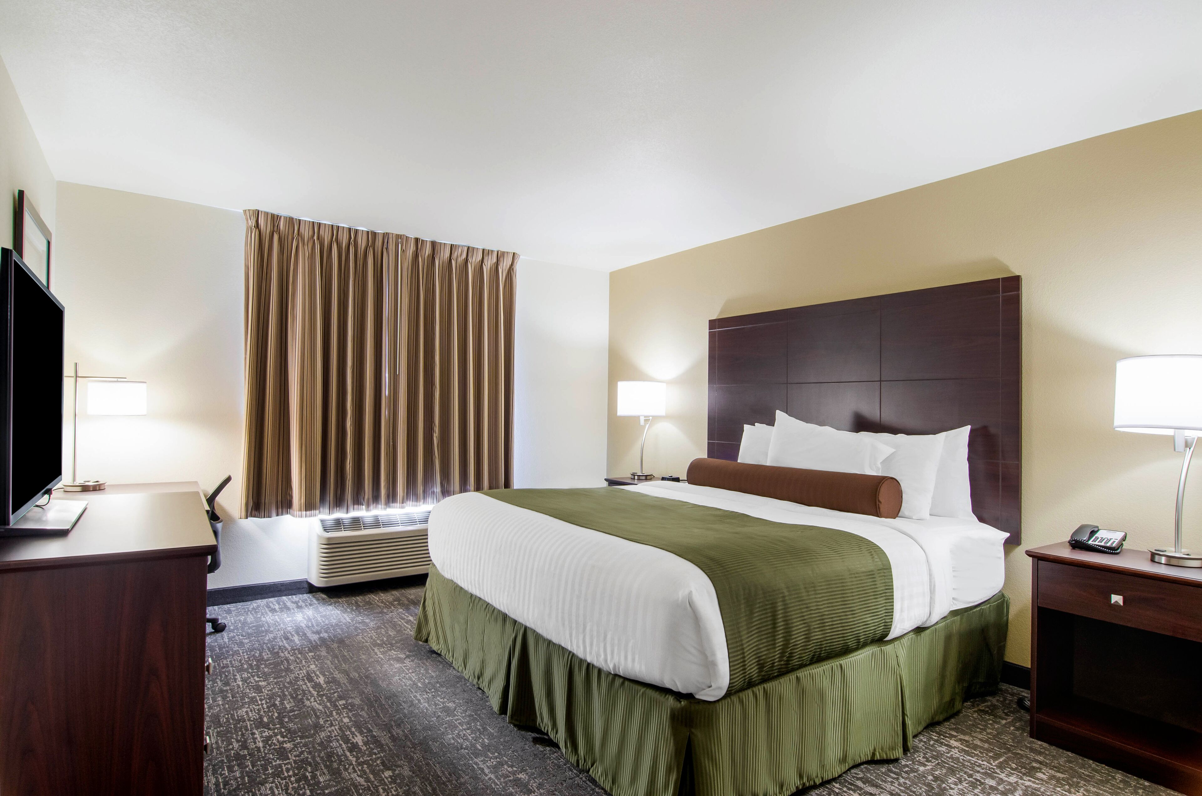 egyptian cotton sheets, premium bedding, down duvets, pillow-top beds