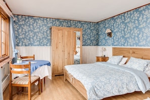 Standard Double Room, Lake View | Individually decorated, individually furnished, free WiFi, bed sheets