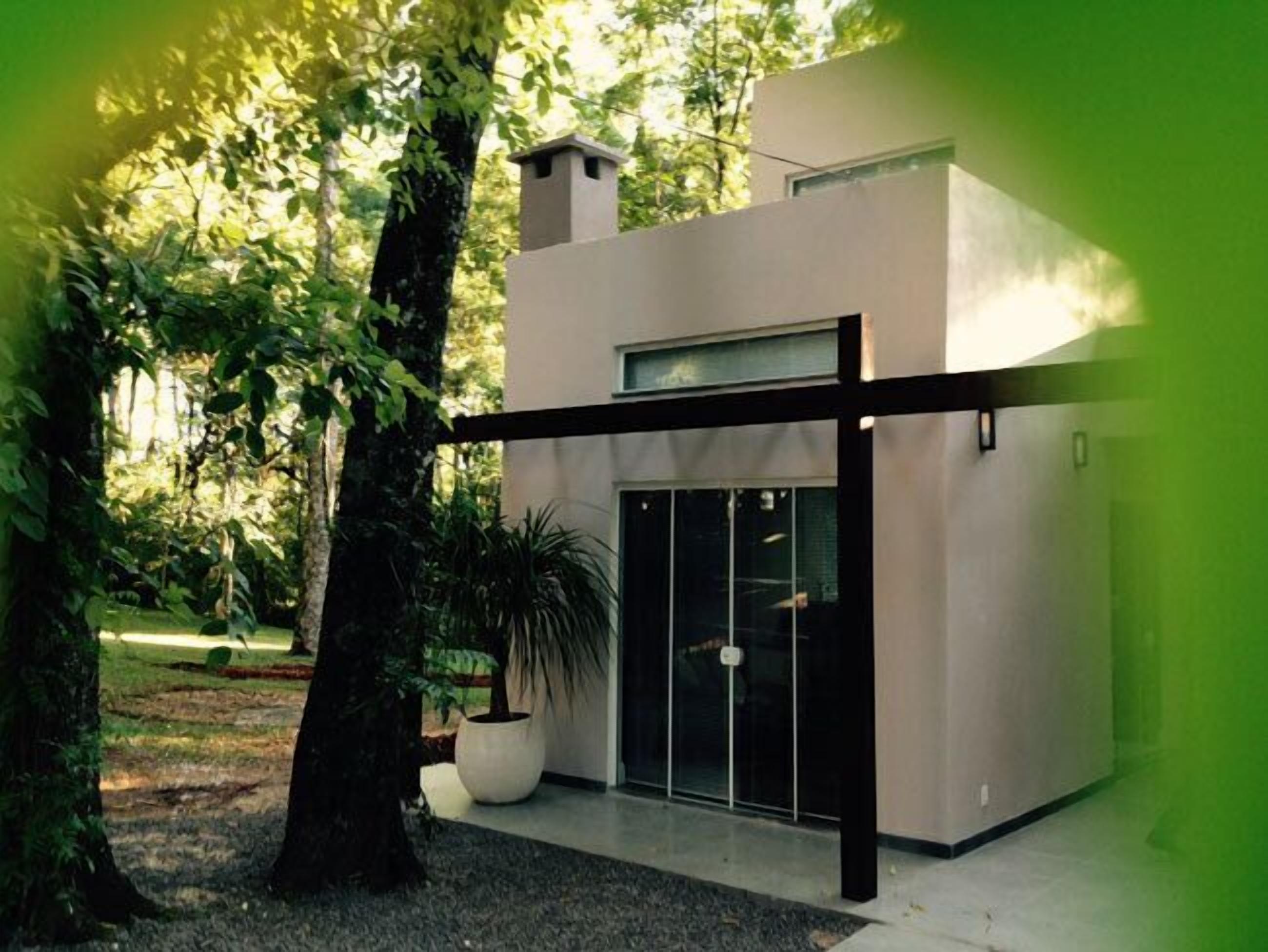 luxury loft | in-room safe, desk, free wifi, bed sheets