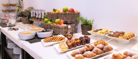 Daily buffet breakfast (EUR 10 per person)