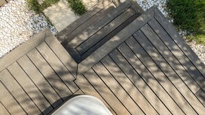럭셔리 스위트, 킹사이즈침대 1개 및 소파베드, 온수 욕조, 1층 | 고급 침구, 오리/거위털 이불, 미니바, 객실 내 금고