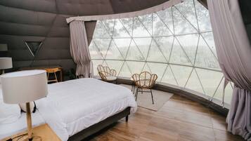 Landuitzicht vanuit accommodatie