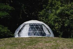 Deluxe Tent | Egyptian cotton sheets, premium bedding, desk, free WiFi - Vida Aventura Ranch (Mogote de Bagaces)